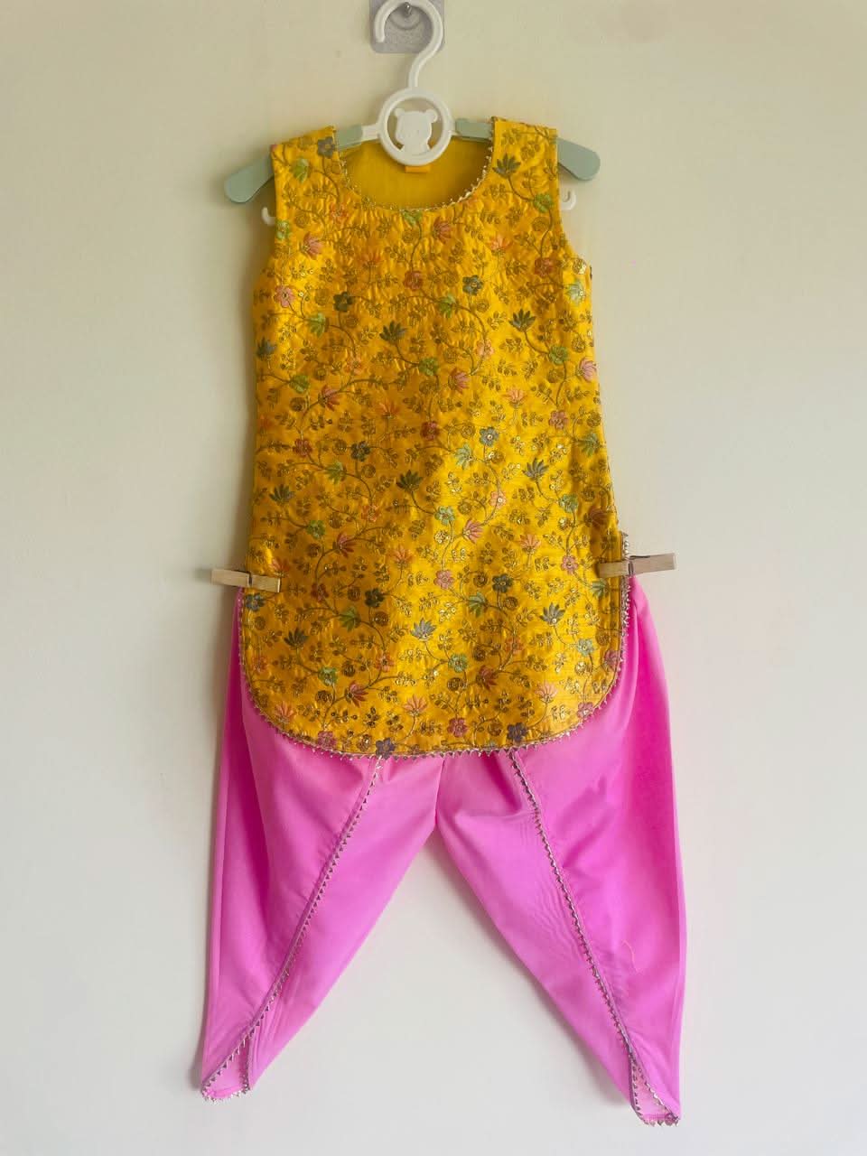 “Phoolon Ki Baat” Embroidered Kurti with Dhoti Pants